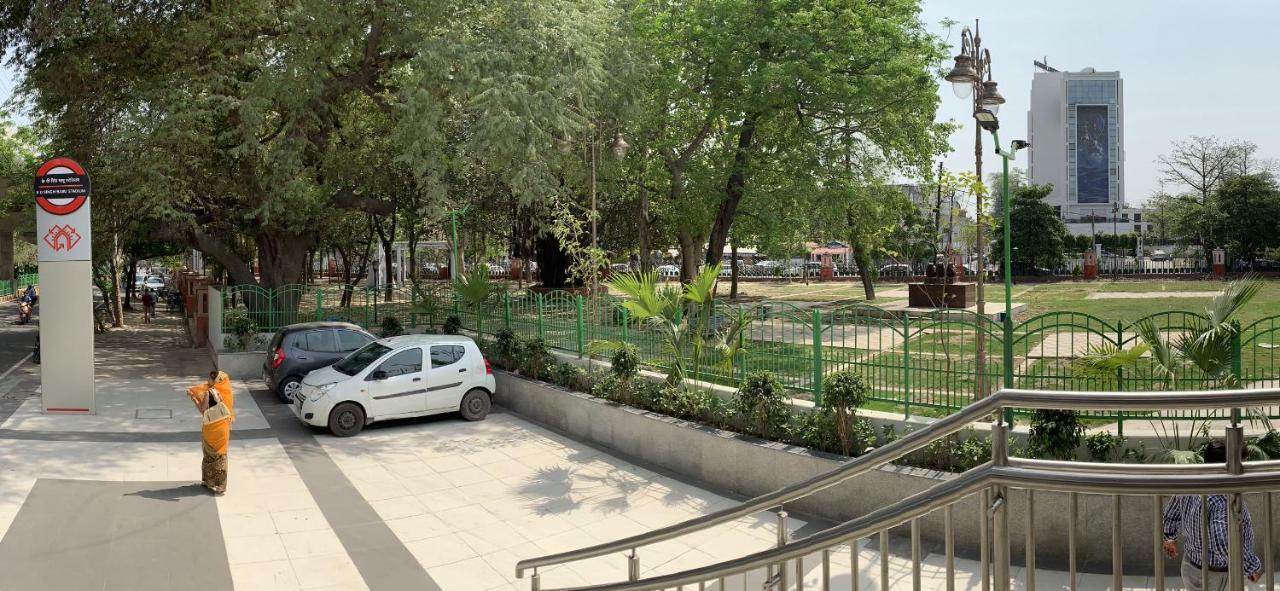 Hotel Gemini Continental, Hazratganj Lucknow Exterior foto
